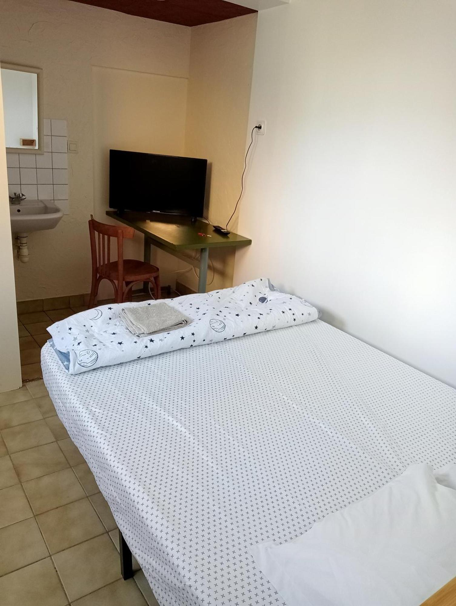 Les Chambres Studios De Pleslin-Foucher ภายนอก รูปภาพ